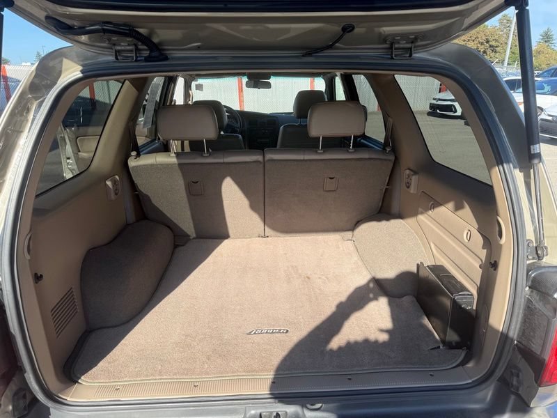 Used 2002 Toyota 4Runner SR5 w/ Leather Trim Pkg AWD/4WD image 5