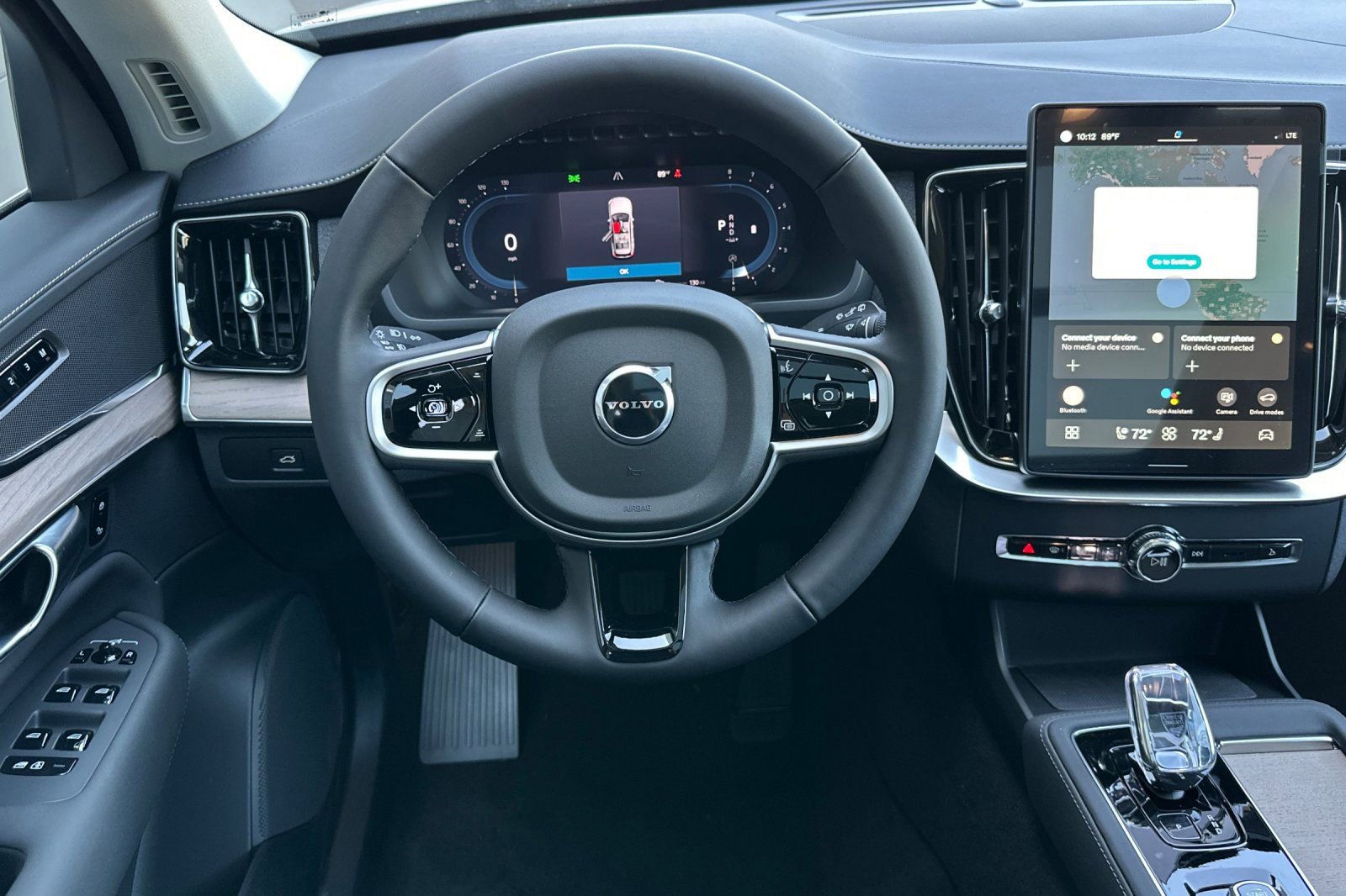 Certified 2025 Volvo XC90 B6 Core w/ Protection Package Premier image 15