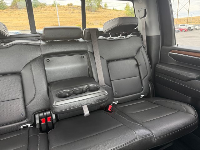 Used 2024 GMC Sierra 3500 Denali w/ Denali Reserve Package AWD/4WD image 21