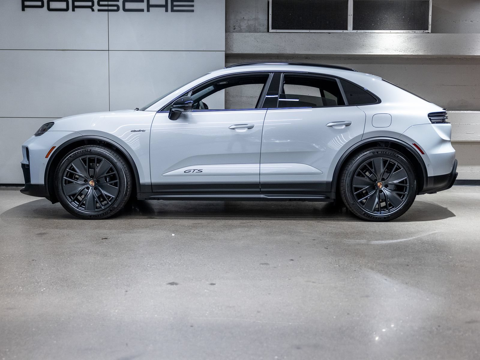 New 2026 Porsche Macan GTS Electric AWD/4WD image 2