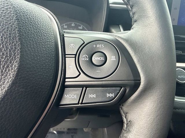 Used 2024 Toyota Corolla SE image 30