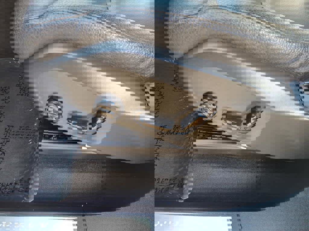 Used 2024 Volvo XC90 B6 Plus w/ Protection Package Premier image 16