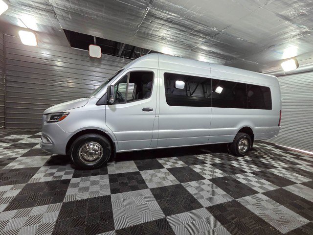 Used 2022 Mercedes-Benz Sprinter 3500 image 9