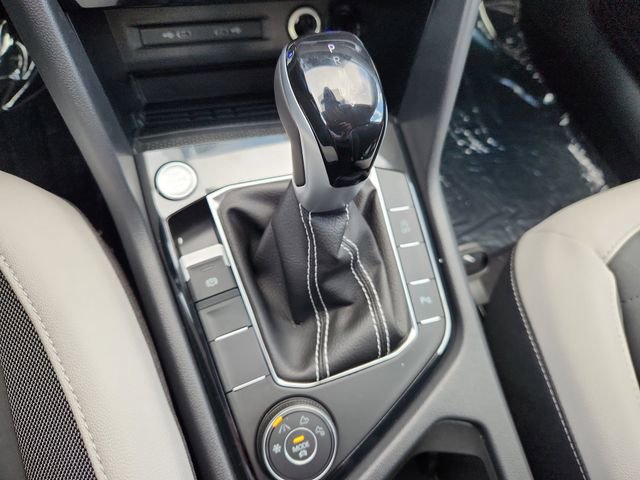 New 2026 Volkswagen Taos SE image 13