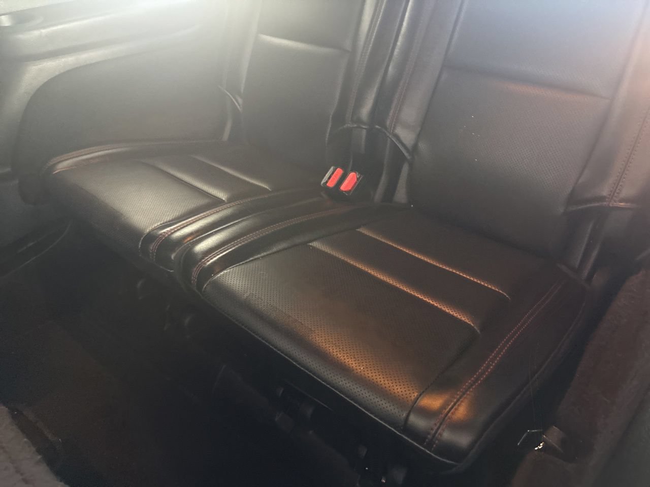 Used 2024 Dodge Durango GT RWD image 29