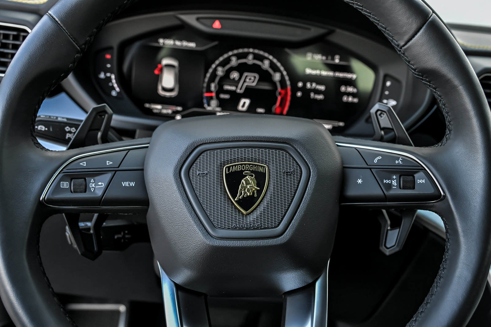 Used 2024 Lamborghini Urus S AWD/4WD image 30