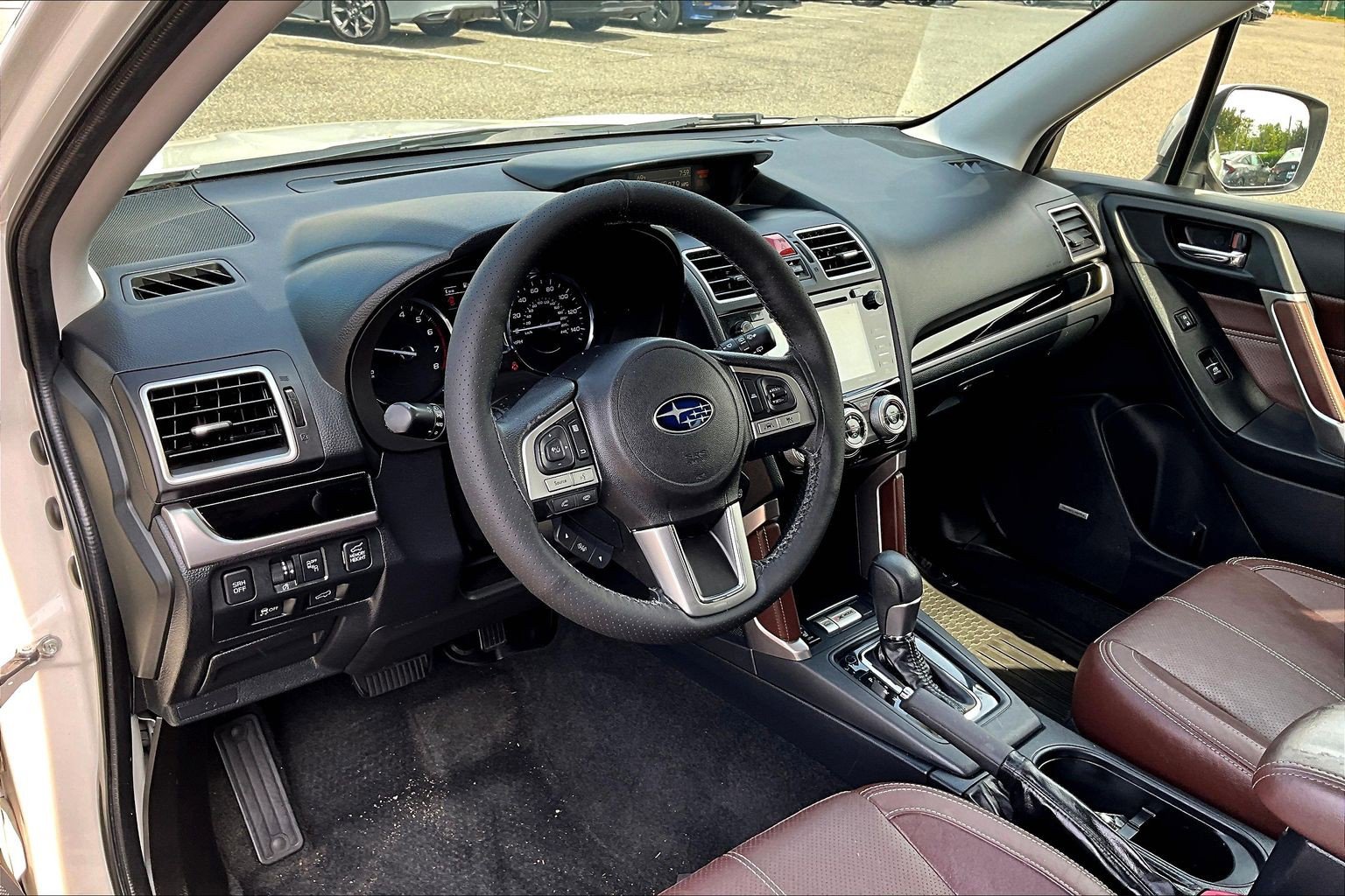 Used 2018 Subaru Forester 2.5i Touring AWD/4WD image 13