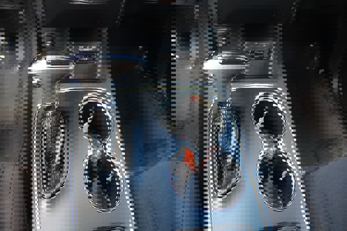 Used 2018 Dodge Durango SXT w/ 3rd Row Seating Group AWD/4WD image 27