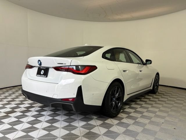 Used 2023 BMW i4 eDrive35 w/ Premium Package RWD image 7