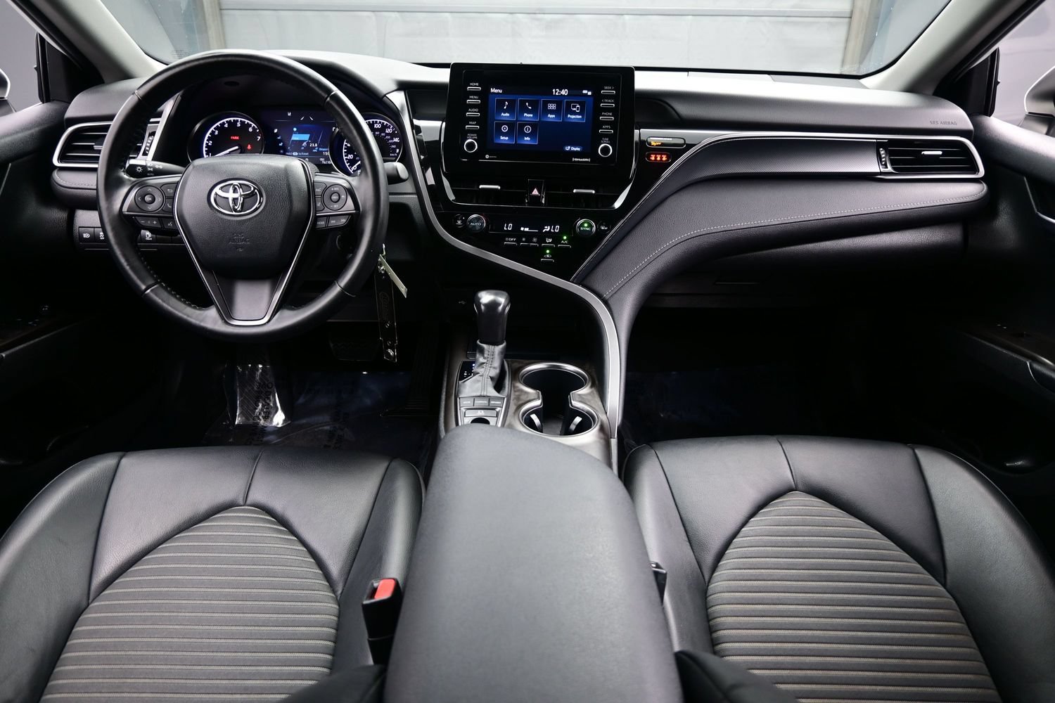 Used 2022 Toyota Camry SE AWD/4WD image 17