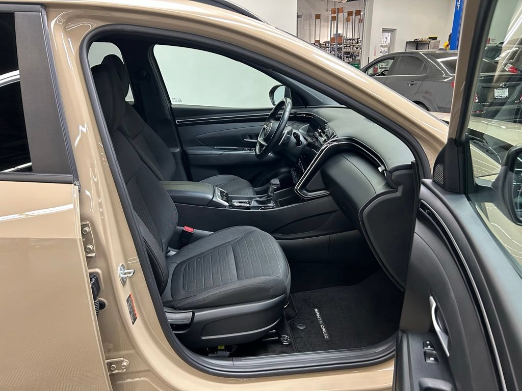 Used 2023 Hyundai Santa Cruz SEL Premium AWD/4WD image 10