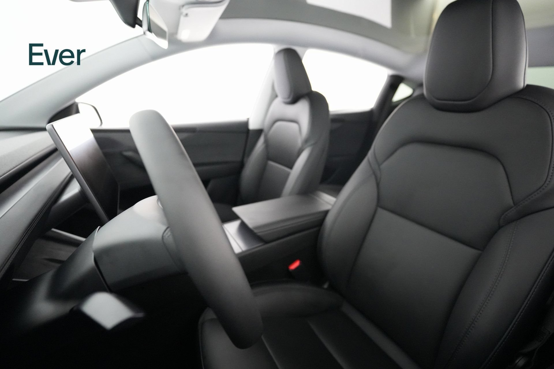 Used 2026 Tesla Model Y Long Range RWD image 7