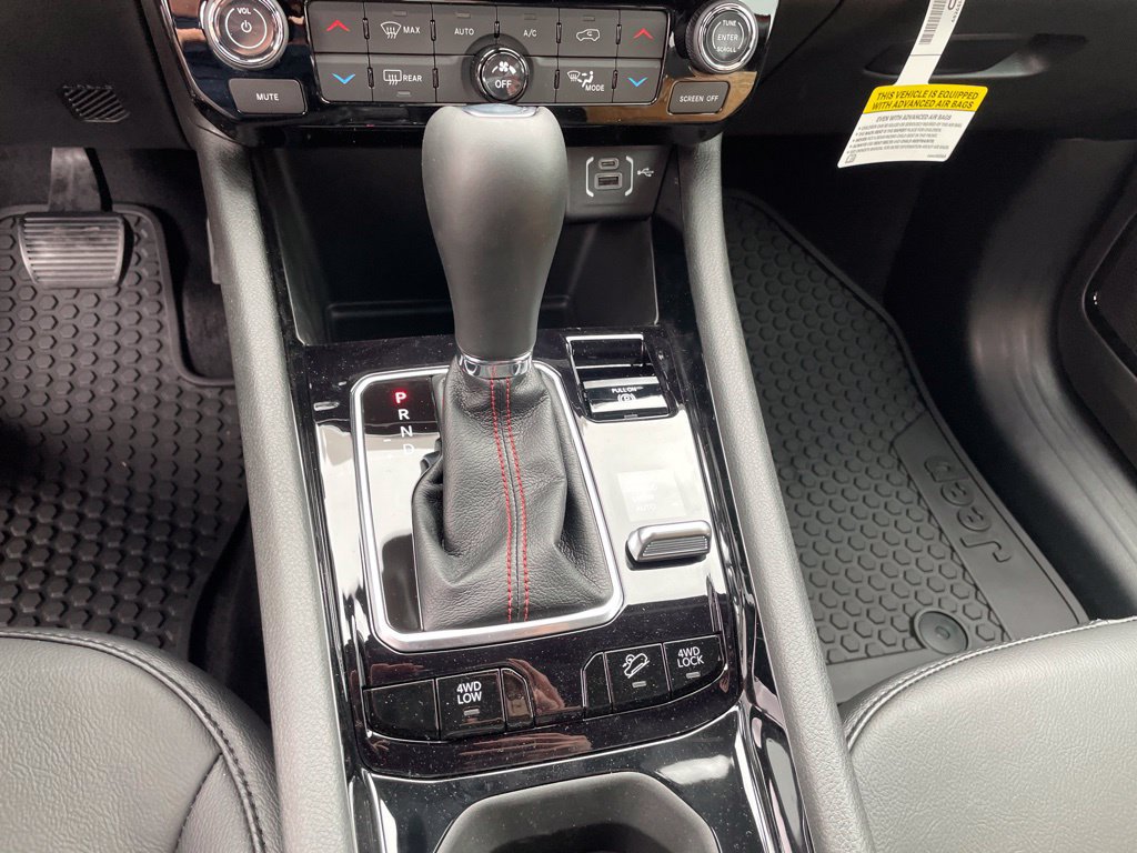 New 2026 Jeep Compass Trailhawk AWD/4WD image 16