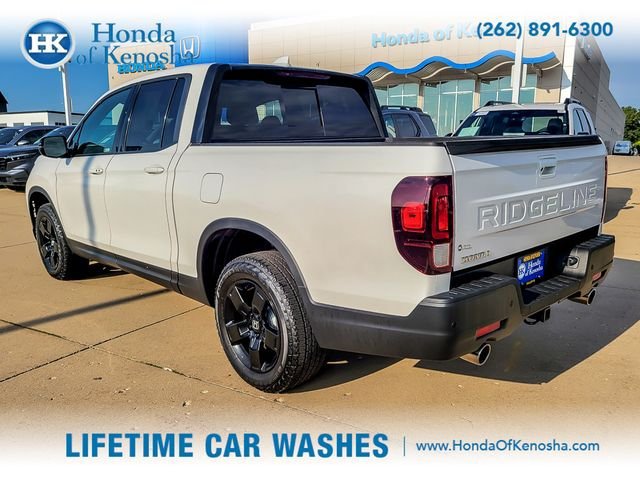 Certified 2025 Honda Ridgeline Black Edition image 7