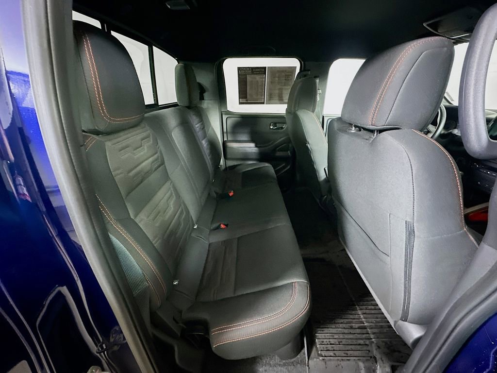 Used 2023 Nissan Frontier PRO-4X w/ Technology Package image 11
