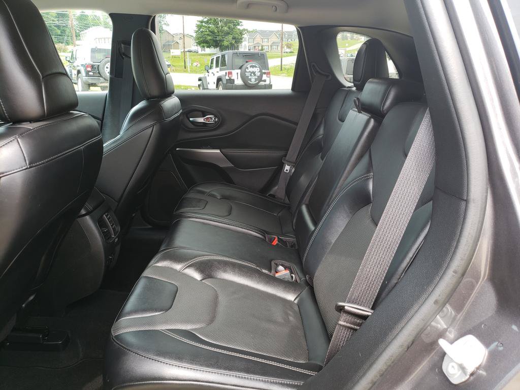 Used 2022 Jeep Cherokee Latitude Lux AWD/4WD image 14
