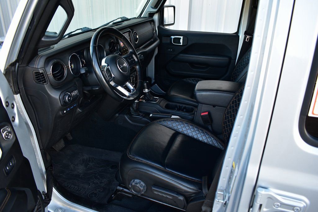 Used 2022 Jeep Wrangler Unlimited Sahara image 16