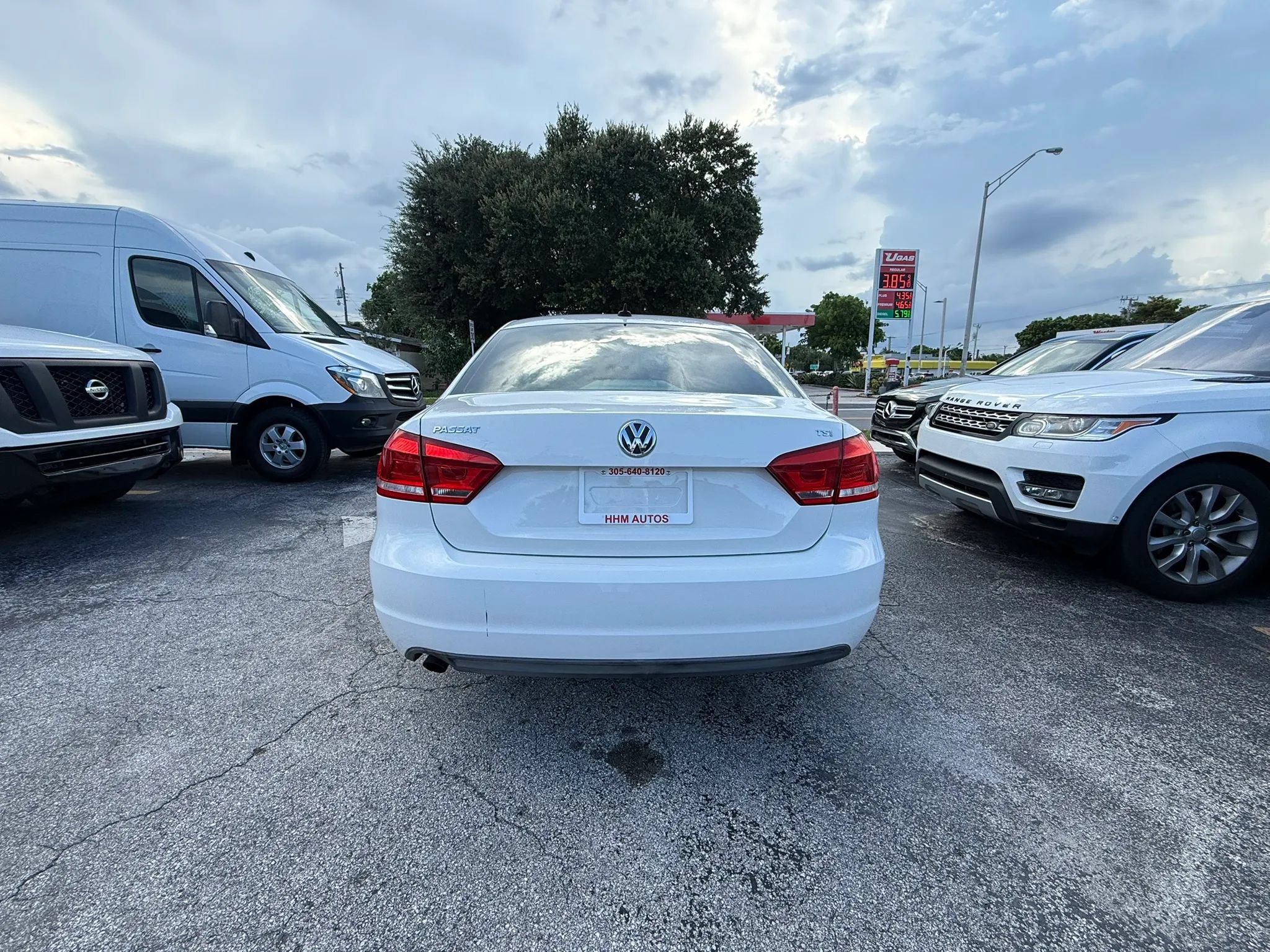 Used 2014 Volkswagen Passat 1.8T Wolfsburg Edition FWD image 4