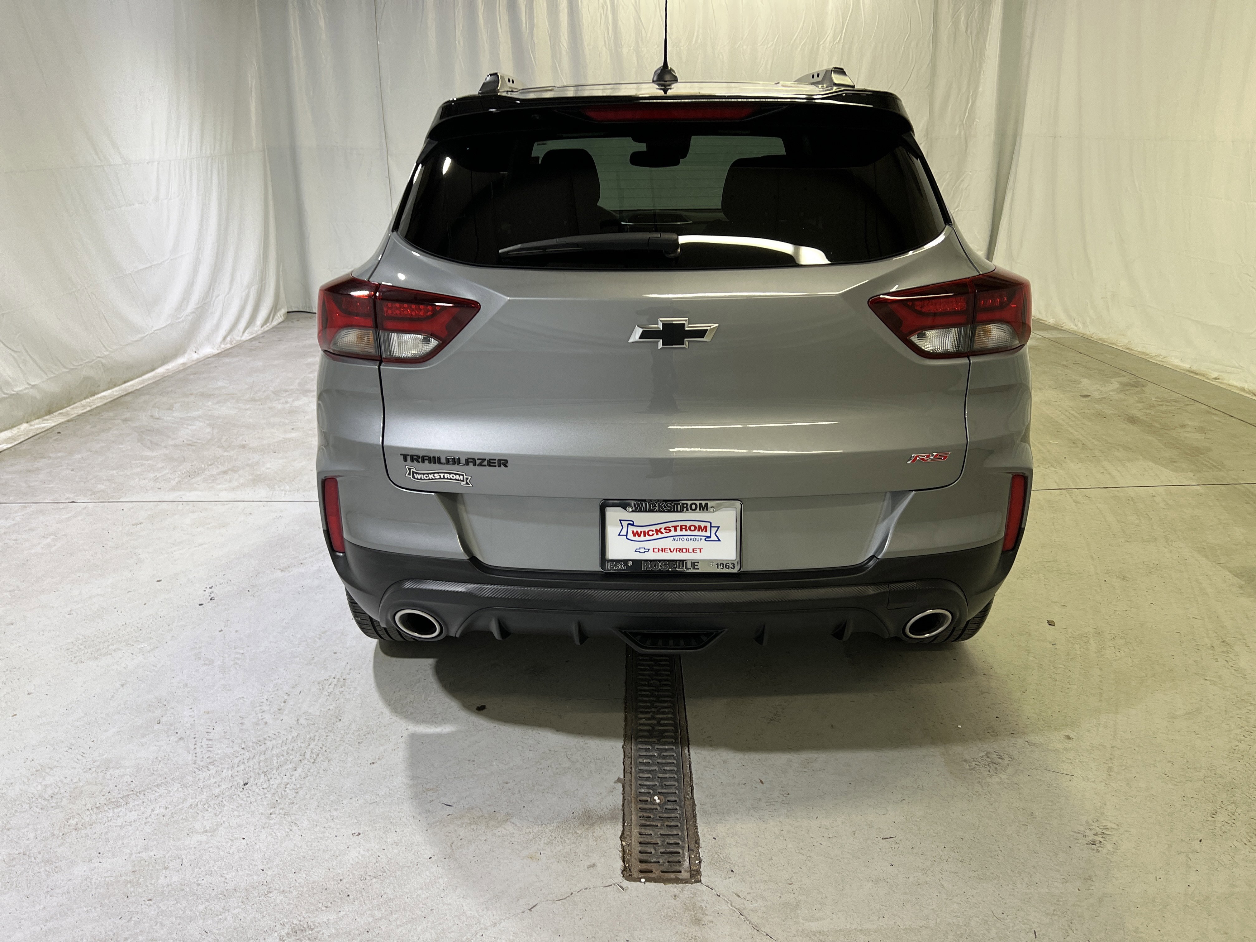 Certified 2023 Chevrolet TrailBlazer RS w/ Sun and Liftgate Package FWD image 9