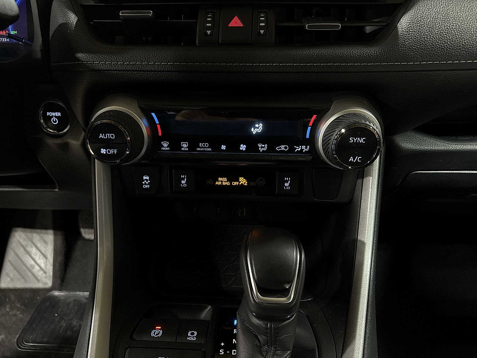 Certified 2024 Toyota RAV4 XLE Premium image 21