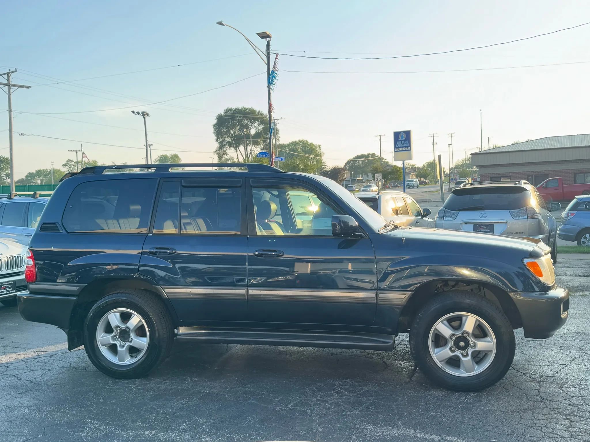 Used 2004 Toyota Land Cruiser image 20