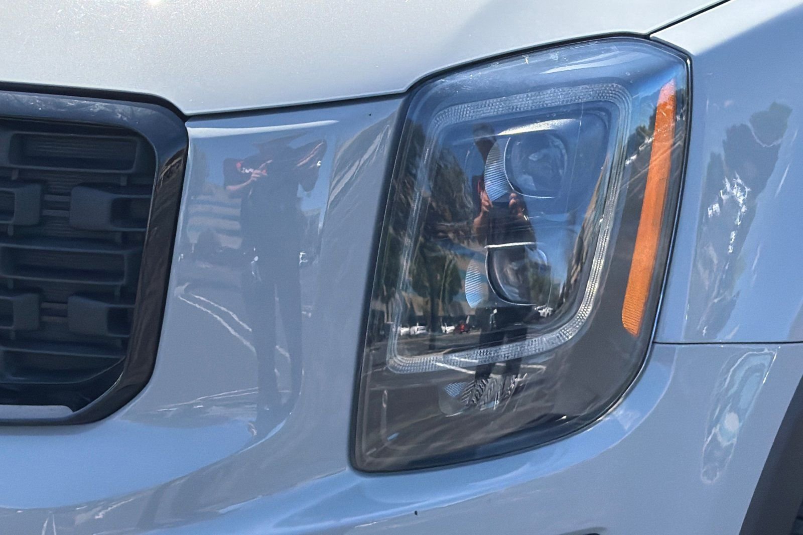 Used 2022 Kia Telluride SX w/ SX Prestige Package image 54