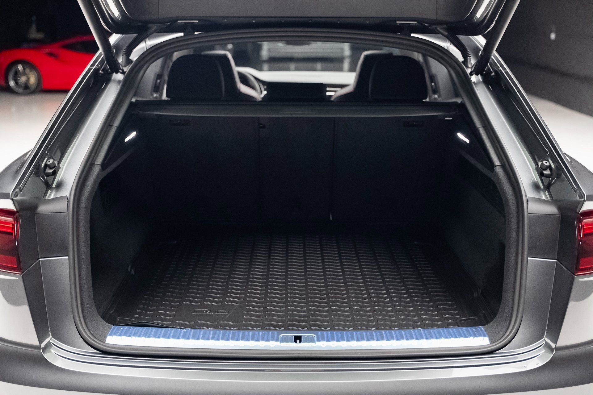 Used 2026 Audi RS Q8 performance image 73