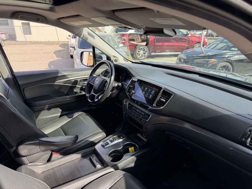 Used 2021 Honda Pilot Special Edition image 12
