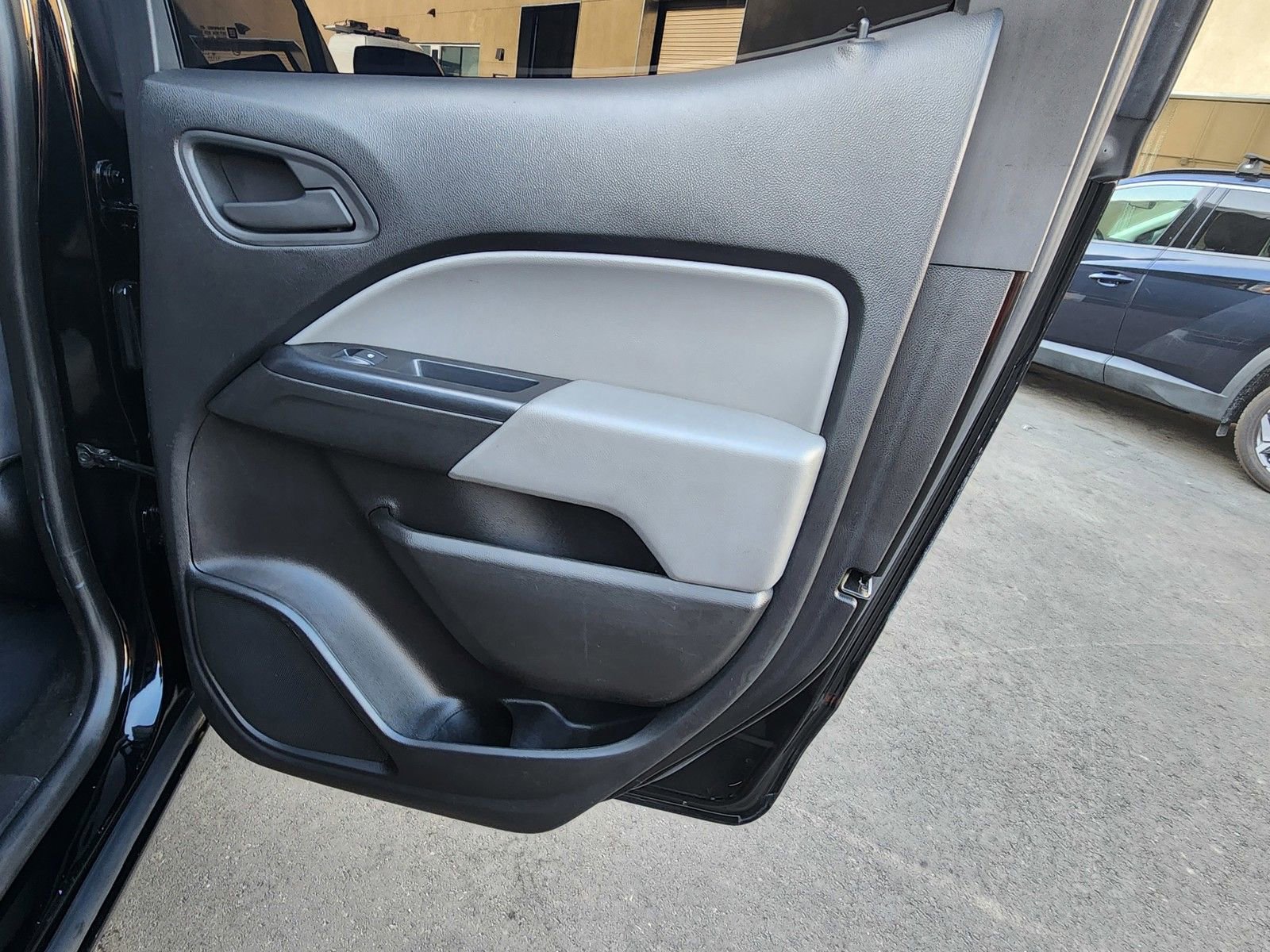 Used 2020 Chevrolet Colorado W/T w/ WT Convenience Package image 48