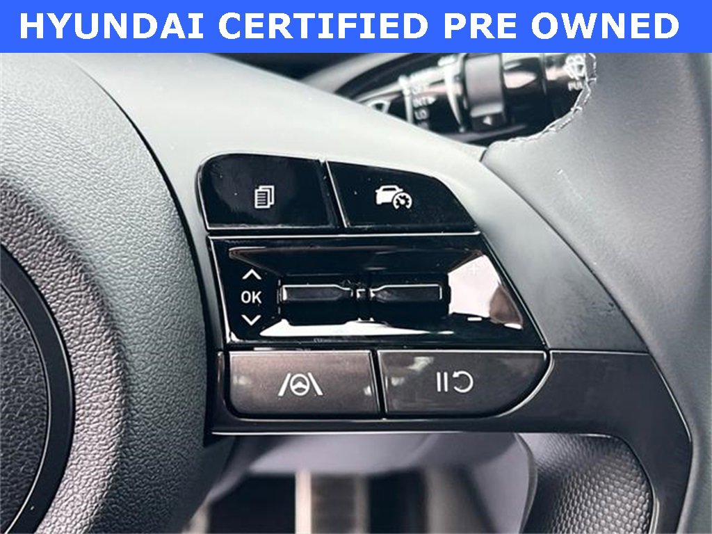 Certified 2025 Hyundai Elantra Sport image 25