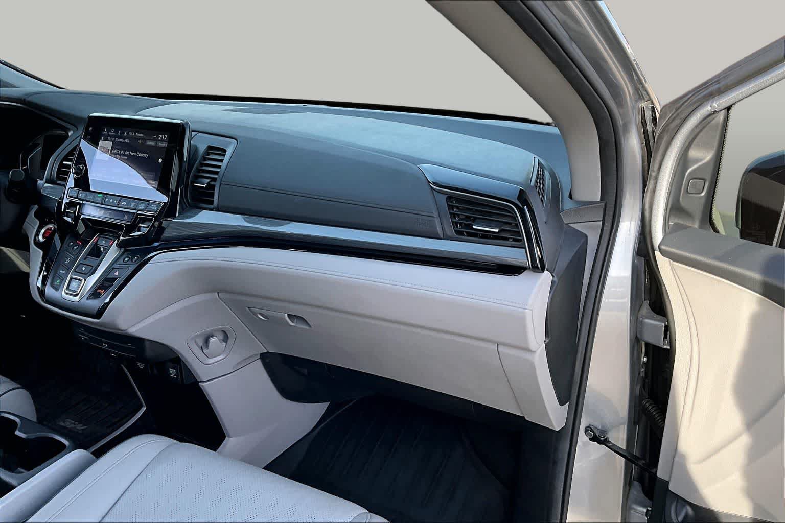 Certified 2024 Honda Odyssey Elite image 18