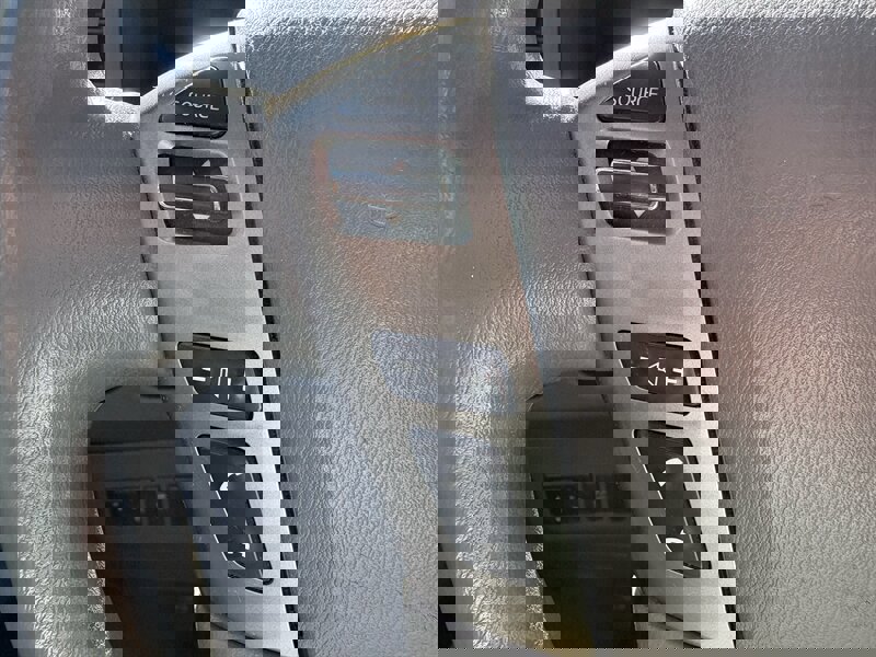 Used 2018 Nissan NV 2500 SV image 36