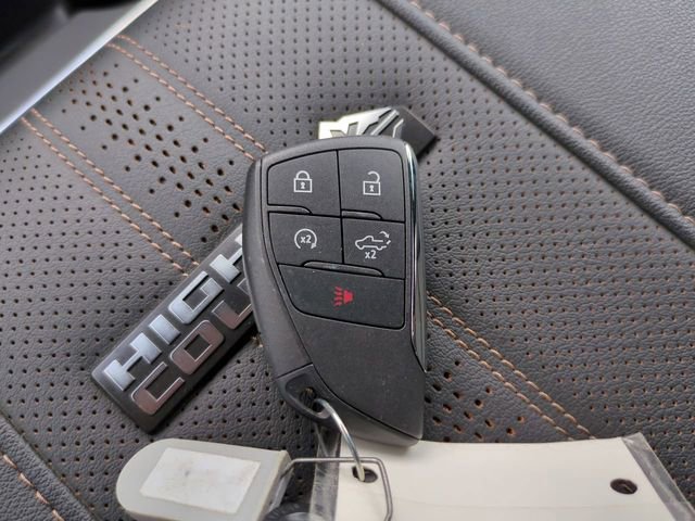 Used 2025 Chevrolet Silverado 3500 High Country w/ High Country Premium Package AWD/4WD image 31