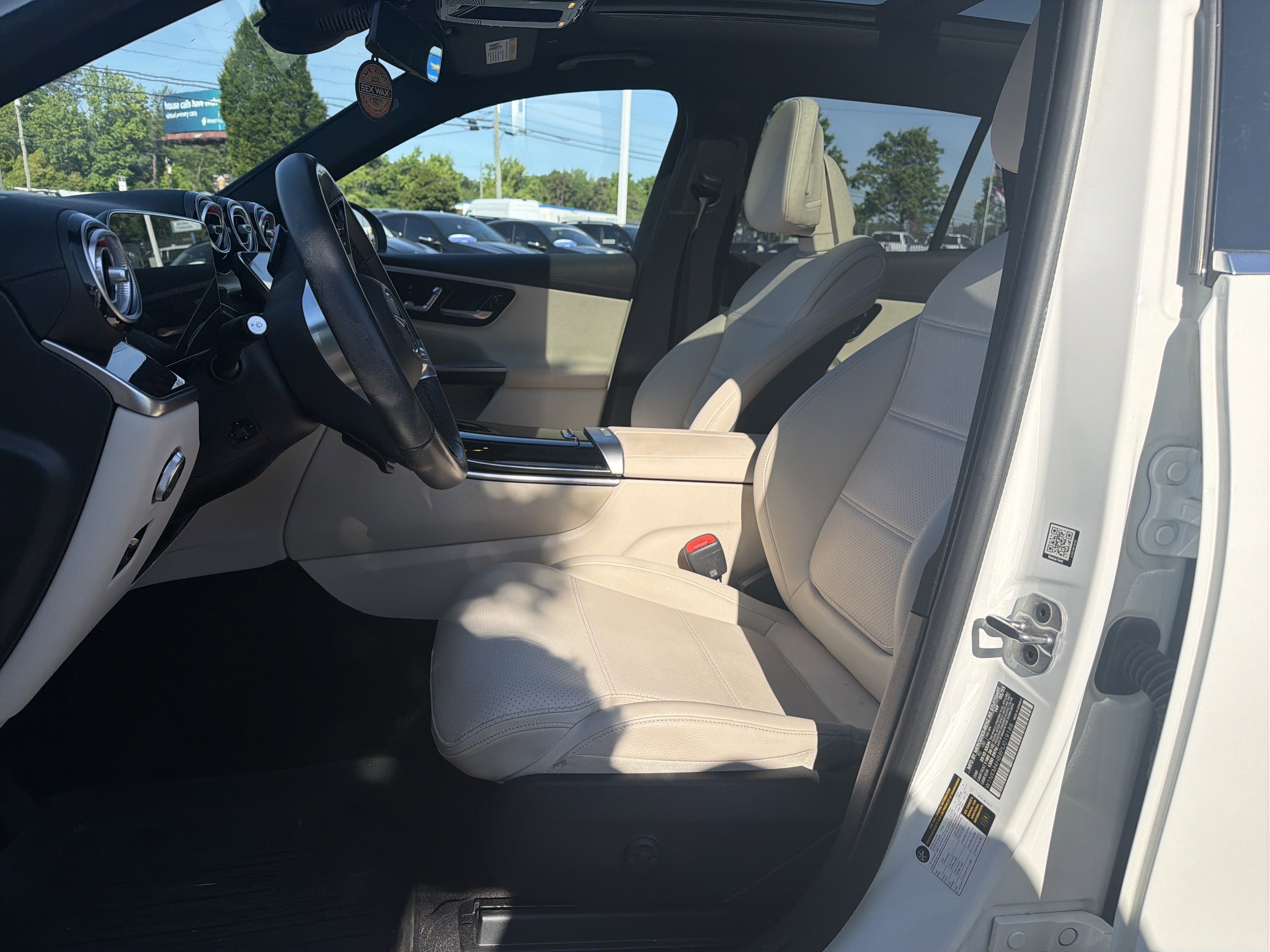 Certified 2023 Mercedes-Benz GLC 300 4MATIC image 16