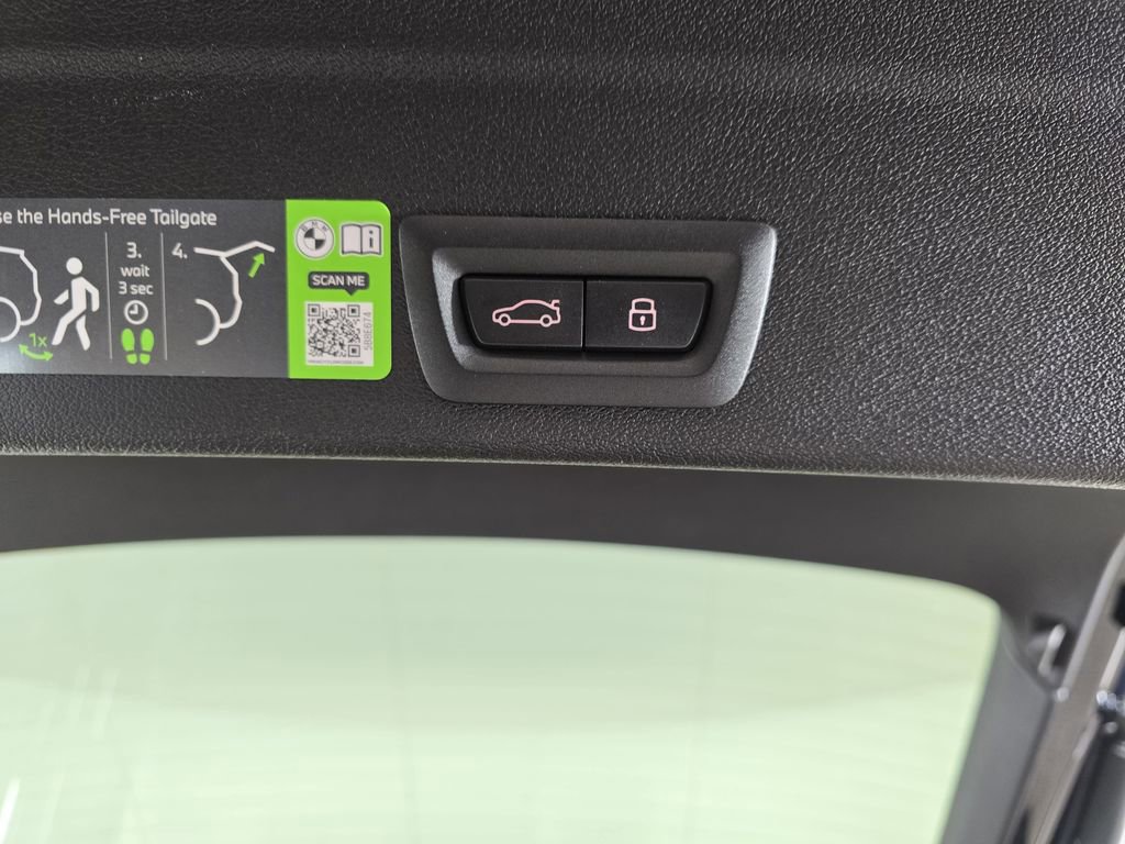 New 2026 BMW X6 xDrive40i image 13