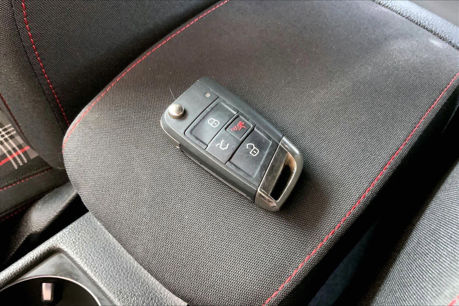 Used 2017 Volkswagen GTI S FWD image 16