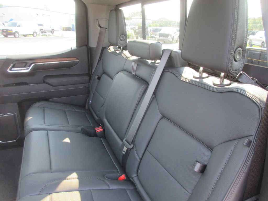 New 2026 GMC Sierra 1500 Denali w/ Denali Reserve Package AWD/4WD image 16
