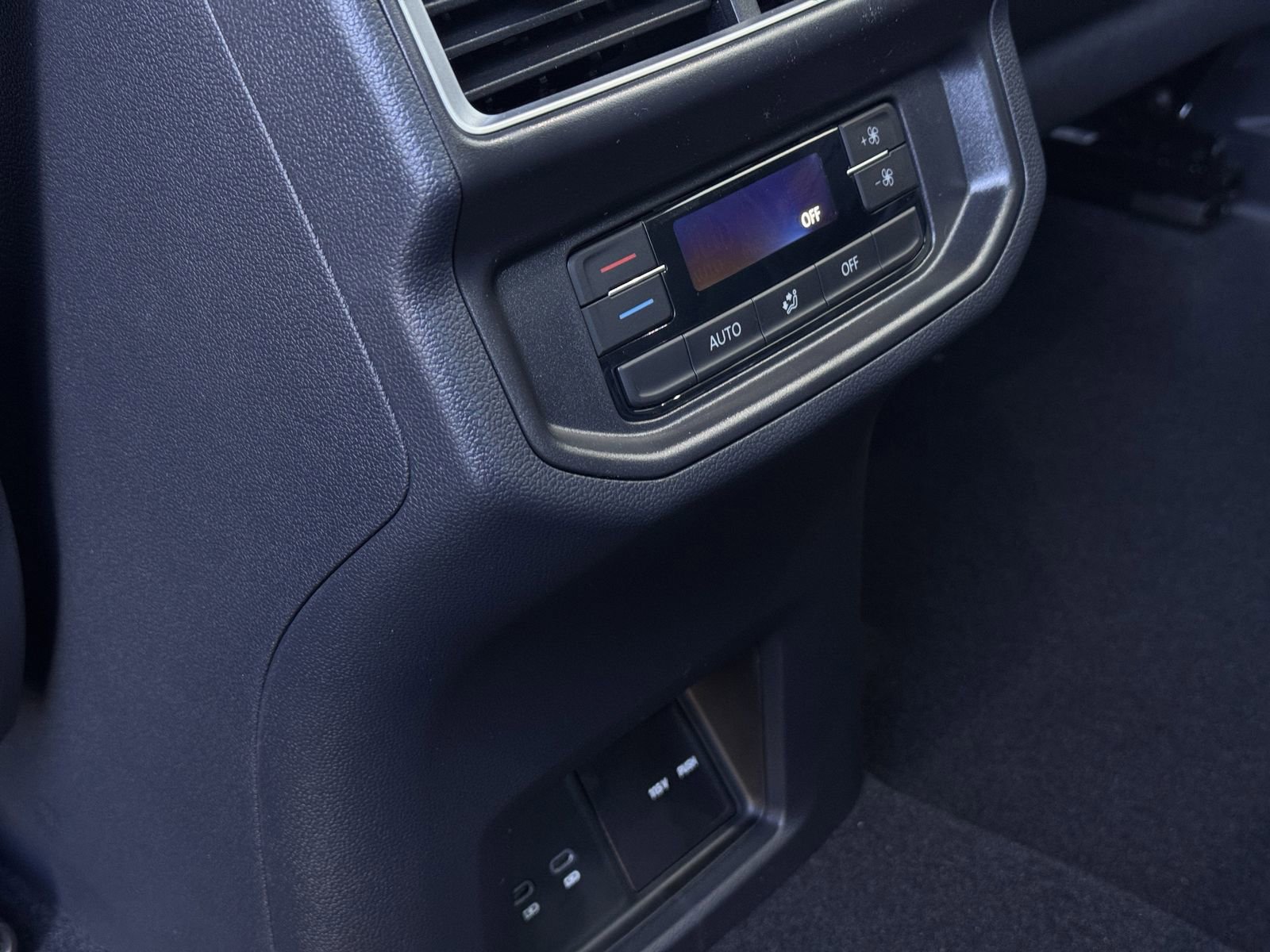 New 2026 Volkswagen Atlas SE image 25