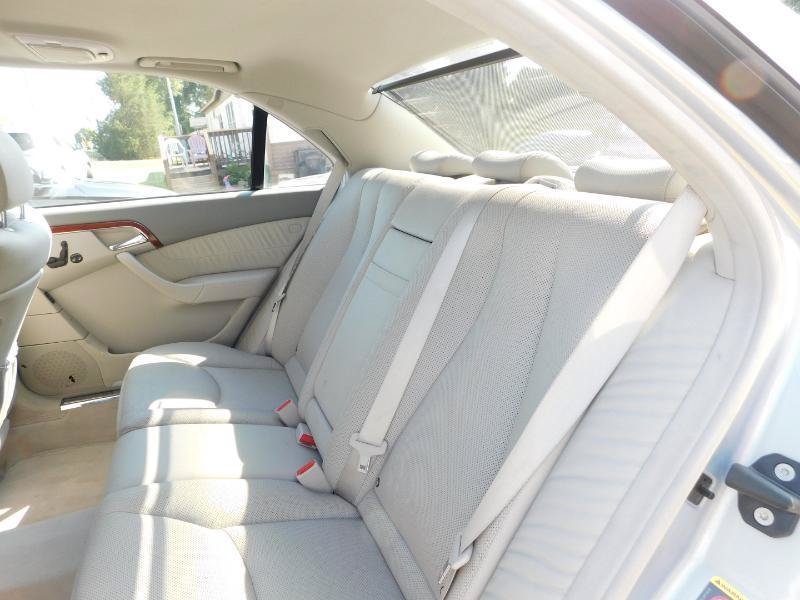 Used 2004 Mercedes-Benz S 430 4MATIC image 16