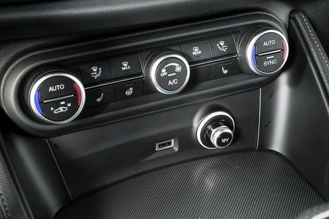 New 2026 Alfa Romeo Stelvio Sprint AWD/4WD image 17