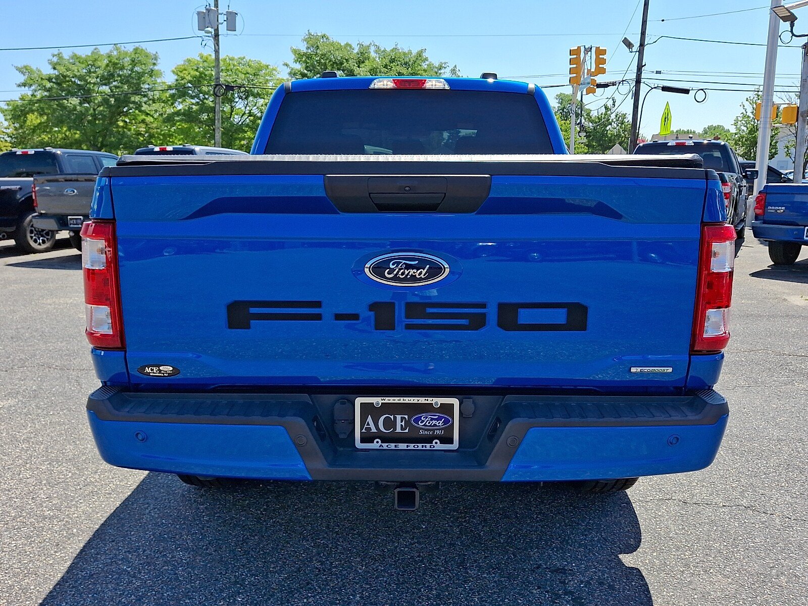 Certified 2021 Ford F150 XL w/ STX Appearance Package AWD/4WD image 5