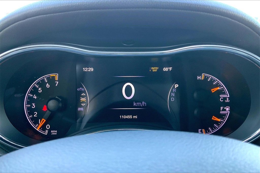 Used 2019 Jeep Grand Cherokee Overland image 14