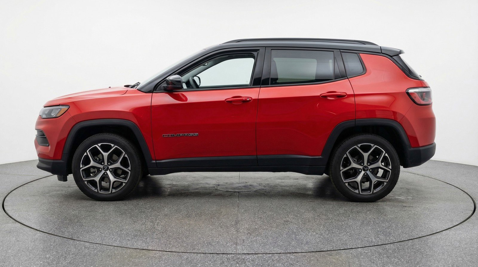 Used 2025 Jeep Compass Limited image 5