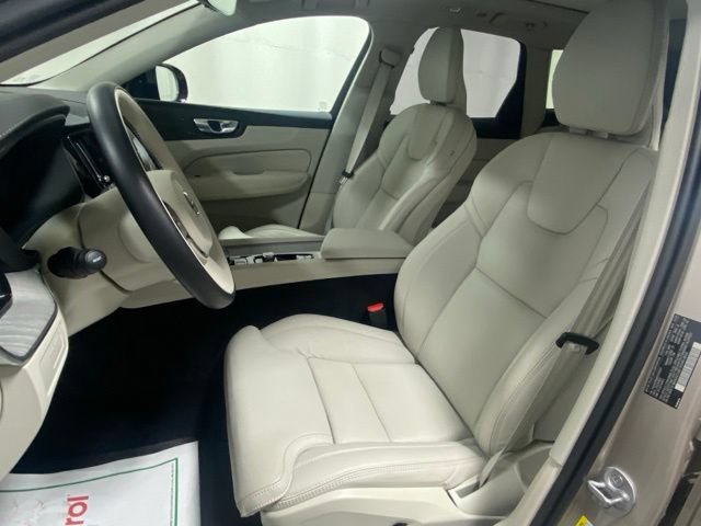 Used 2025 Volvo XC60 T8 Ultra w/ Climate Package AWD/4WD image 11