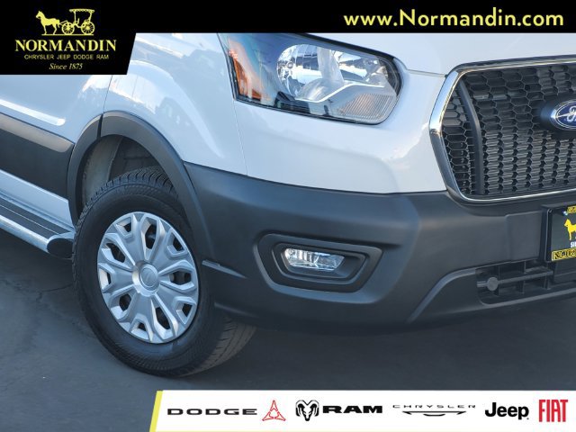 Used 2025 Ford Transit 250 Low Roof w/ Exterior Upgrade Package RWD image 5