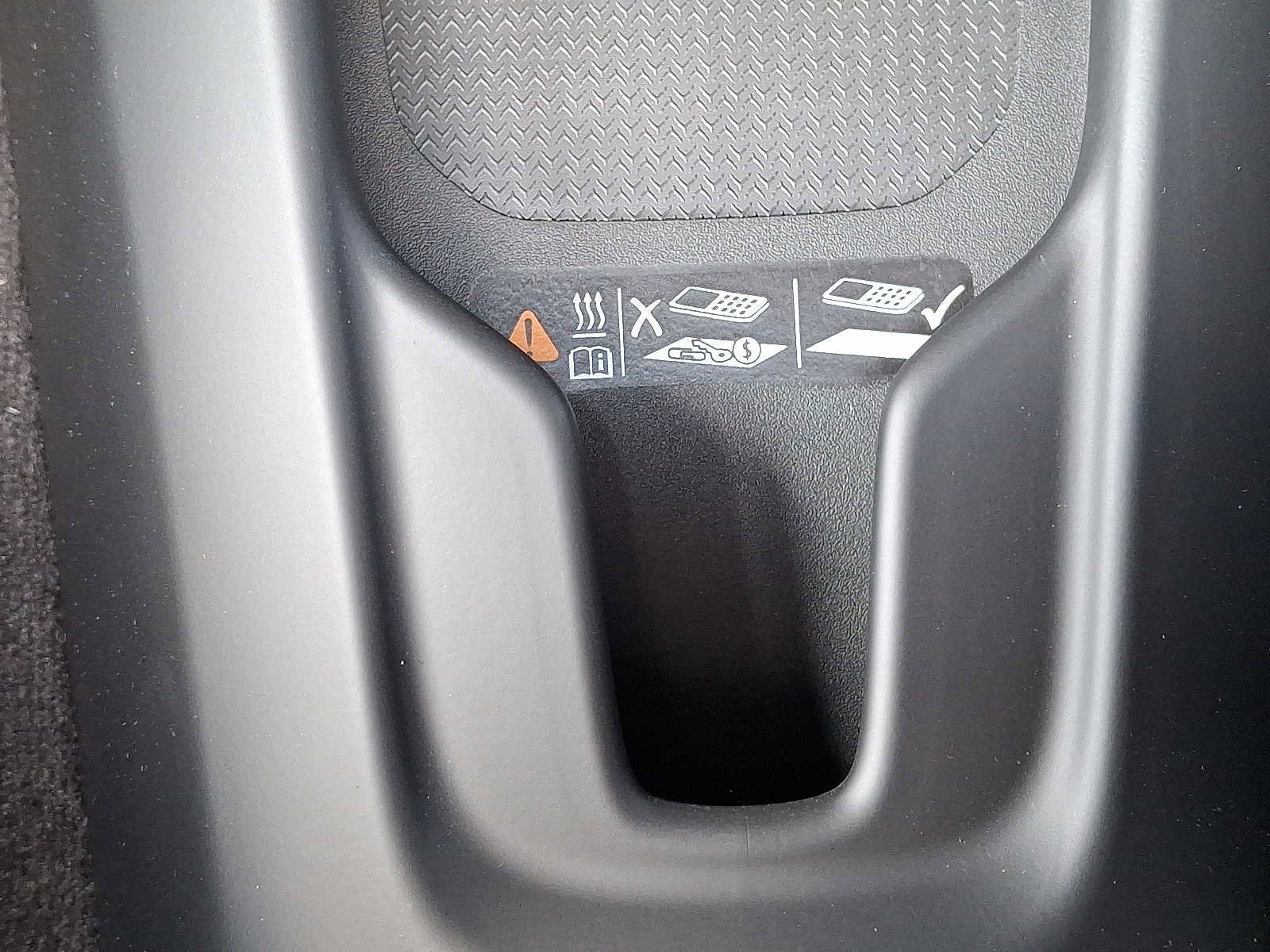 Used 2024 Chevrolet Corvette Stingray Preferred Cpe w/ Z51 Performance Package image 23