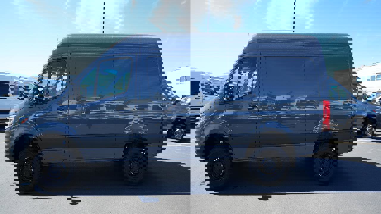 New 2025 Mercedes-Benz Sprinter 2500 image 4