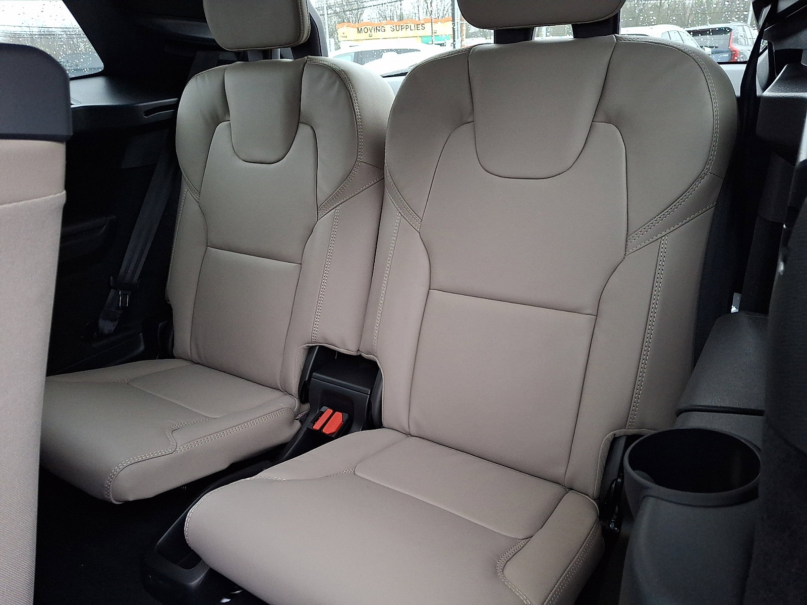 New 2026 Volvo XC90 T8 Ultra w/ Lounge Package image 6