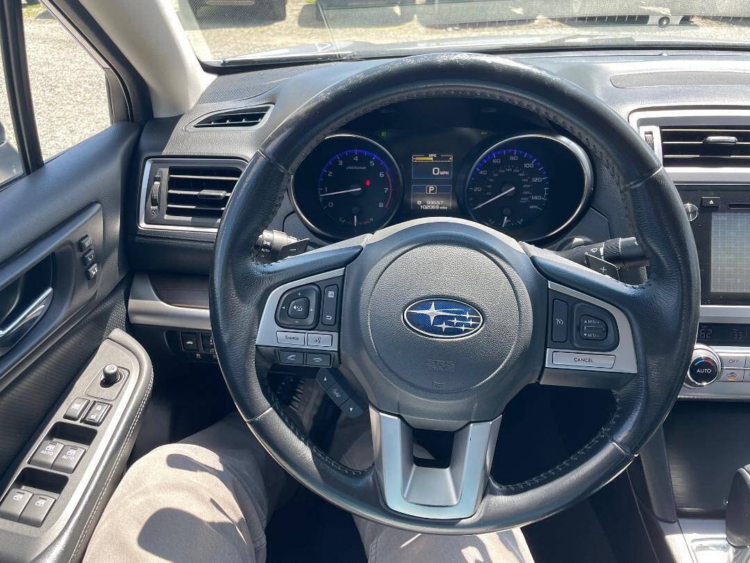 Used 2017 Subaru Legacy 2.5i Limited AWD/4WD image 18