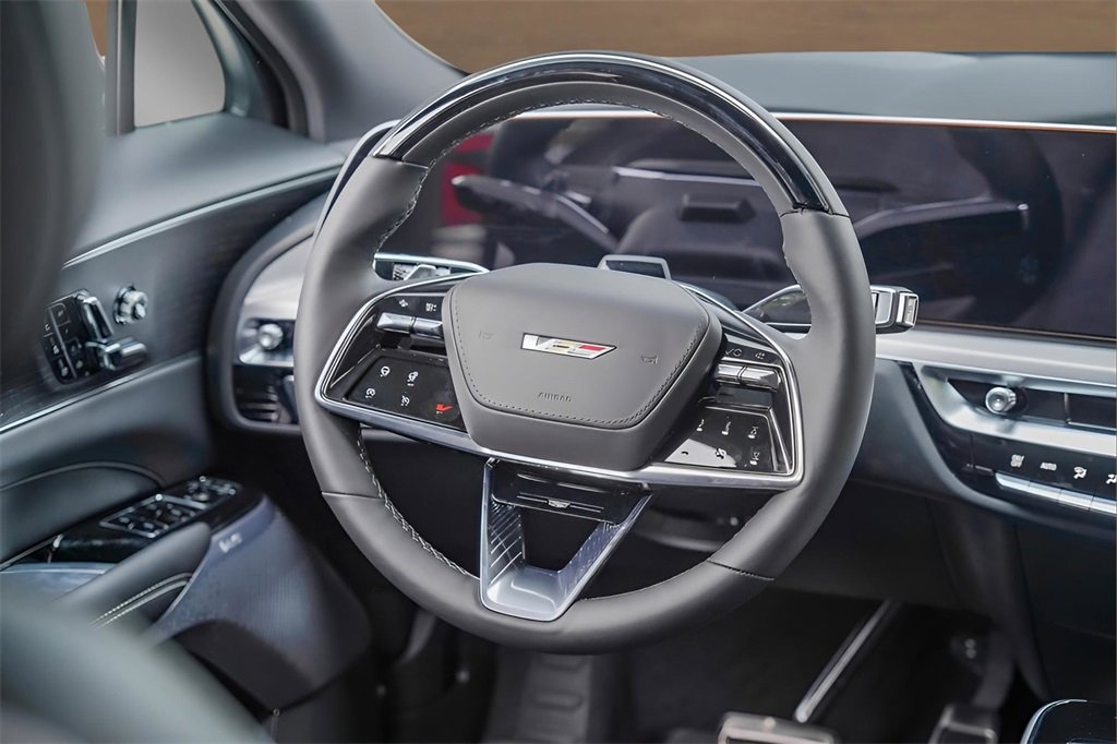 New 2026 Cadillac Lyriq V w/ Exterior Carbon Fiber Package image 23